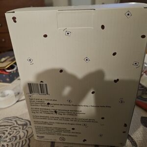 Hello Kitty White and Black Box